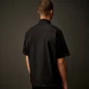 Camicia a maniche corte con bottoni in gabardina della Metropolis Series