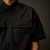 Camicia a maniche corte con bottoni in gabardina della Metropolis Series
