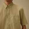 Camicia a maniche corte con bottoni in mussola leggera