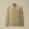 Camicia oversize Taylon P con tasche sul petto e bottoni a forma di Lens