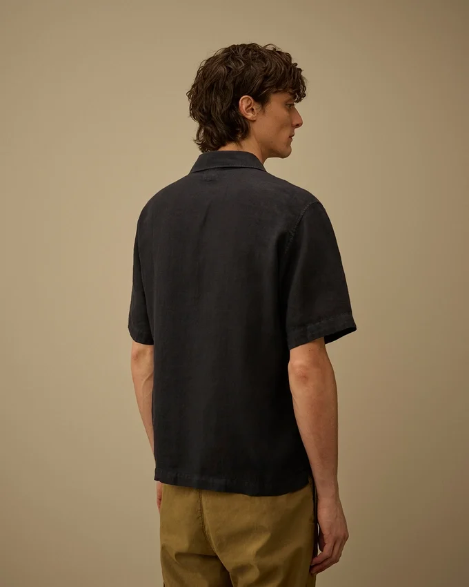 Camicia squadrata in lino a maniche corte con bottoni
