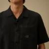 Camicia squadrata in lino a maniche corte con bottoni