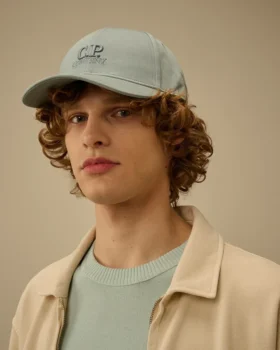 Cappellino con logo in gabardina