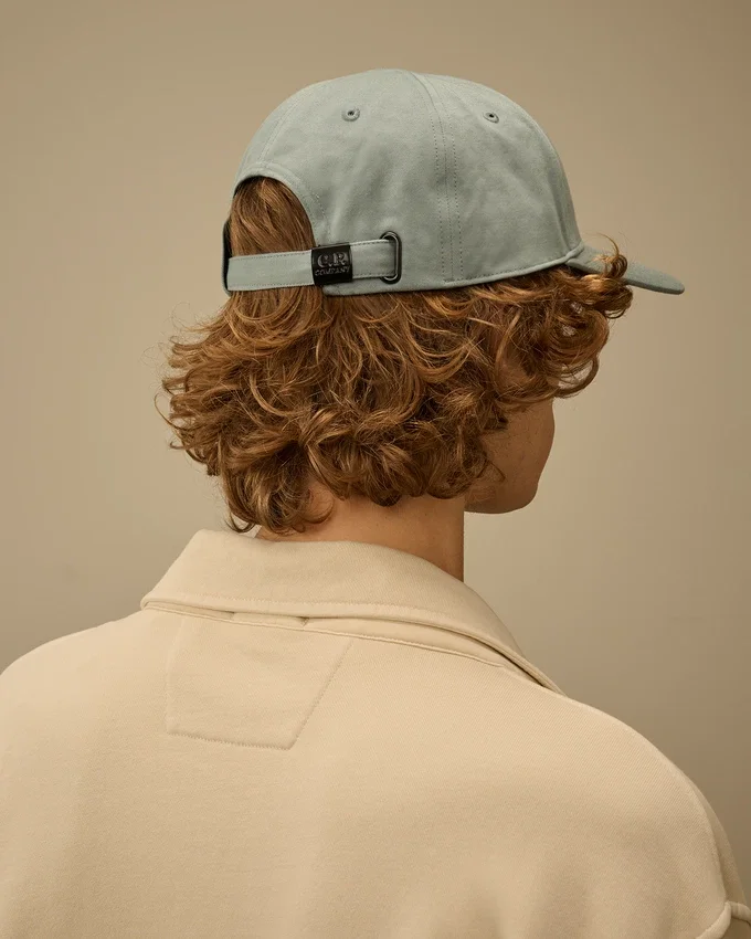 Cappellino con logo in gabardina