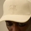 Cappellino in gabardina a contrasto