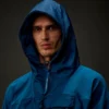 Felpa con cappuccio e mezza zip in pile elasticizzato della Metropolis Series