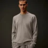 Maglione a girocollo in cotone elasticizzato della Metropolis Series
