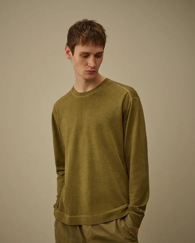 Maglione a girocollo in crêpe di cotone a doppia tintura