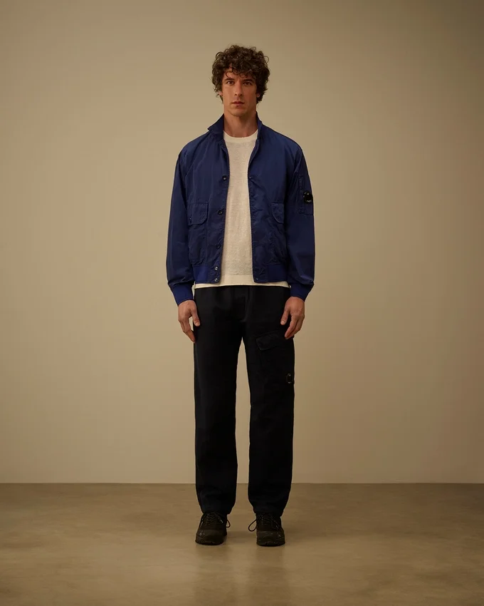 Maglione a maniche corte in lino con collo rotondo