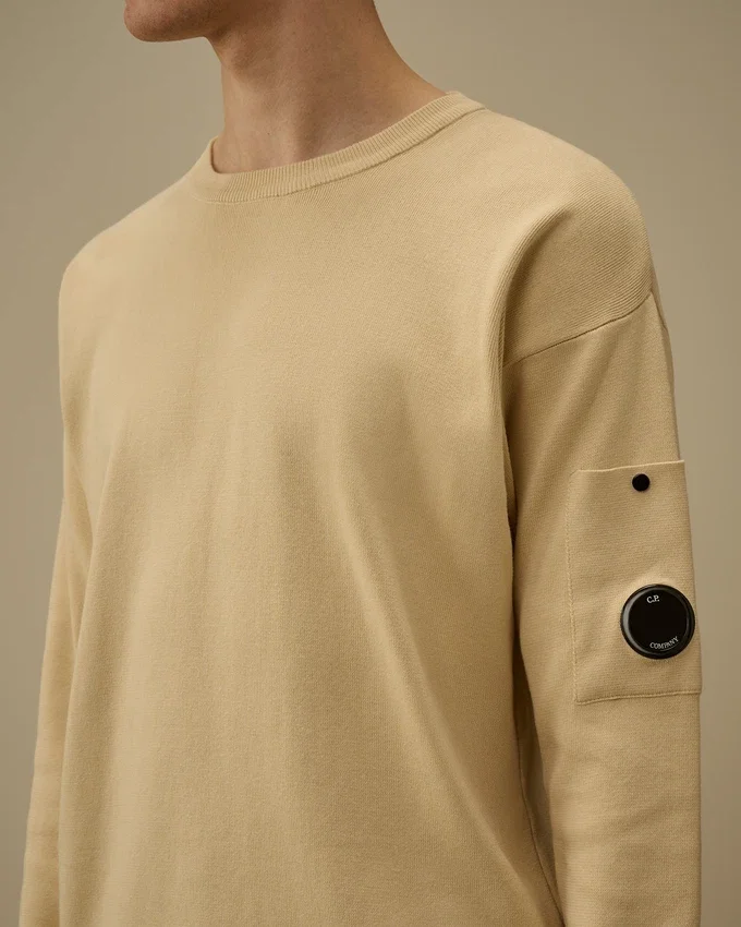 Maglione in cotone Sea Island con dettaglio a forma di Lens