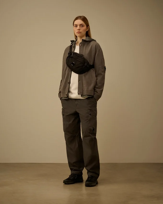Maglione reversibile con cappuccio in misto cotone