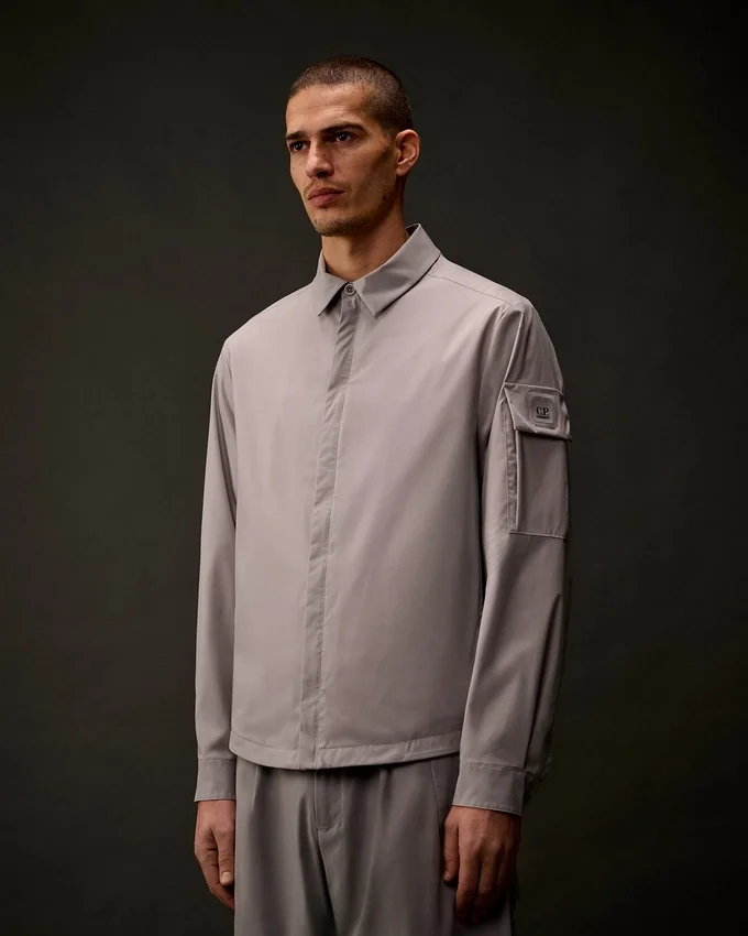 Metropolis Series: sovrashirt con zip Metro-Tek