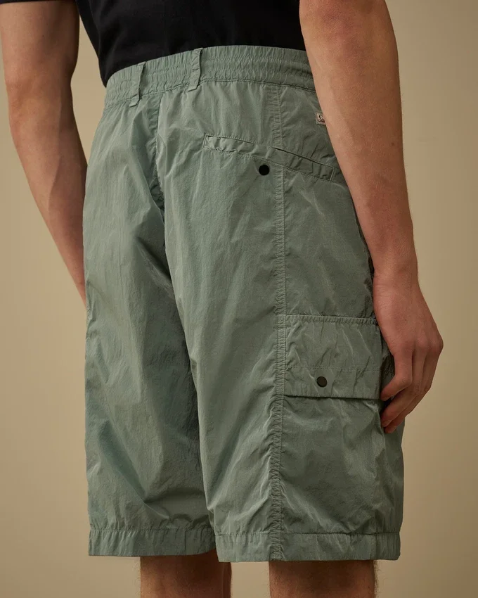 Pantaloncini cargo Boxy con lente Chrome-R