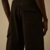 Pantaloncini cargo in pile a trama diagonale