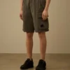 Pantaloncini cargo larghi in cotone rip-stop con tasche per lenti
