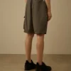 Pantaloncini cargo larghi in cotone rip-stop con tasche per lenti