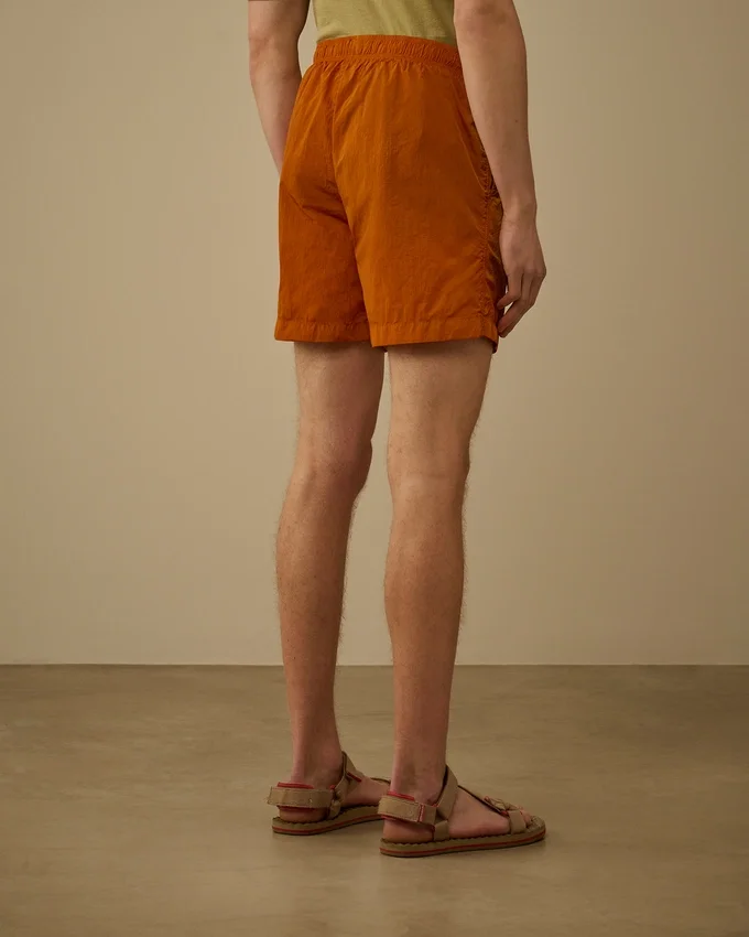 Pantaloncini da bagno con ricamo grafico Eco-Chrome-R