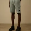 Pantaloncini in pile leggero con tasche cargo e logo Lens