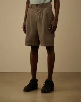 Pantaloncini larghi con pinces in gabardina di cotone