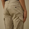 Pantaloni cargo con lenti ergonomiche in raso elasticizzato