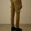 Pantaloni cargo con tasche arrotondate ergonomiche in raso elasticizzato