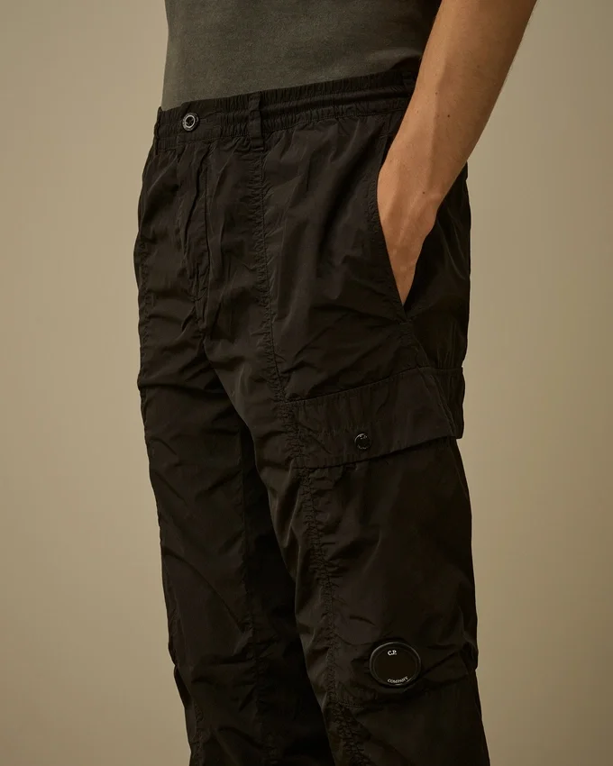 Pantaloni cargo Lens in Chrome-R dal taglio regolare