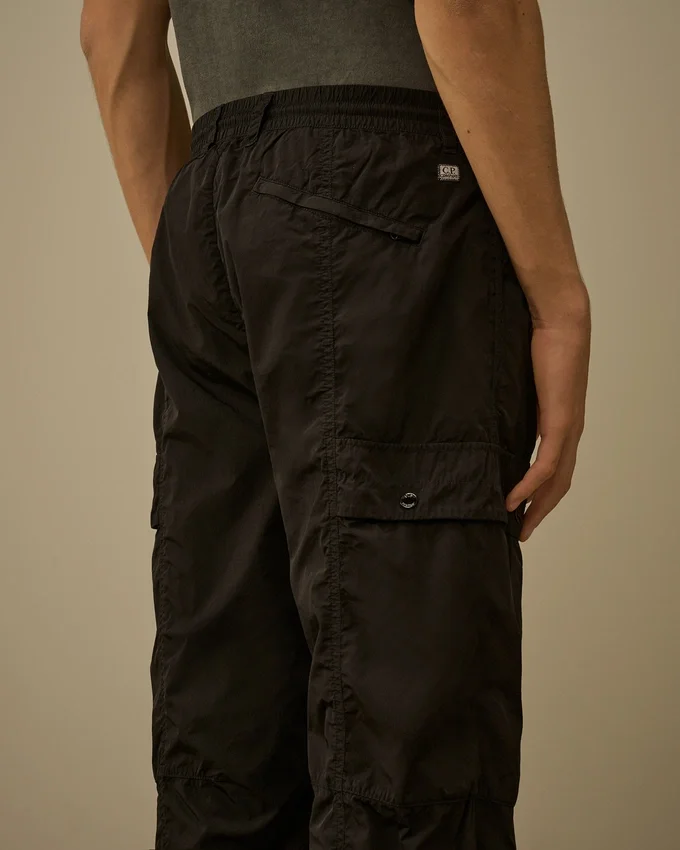 Pantaloni cargo Lens in Chrome-R dal taglio regolare