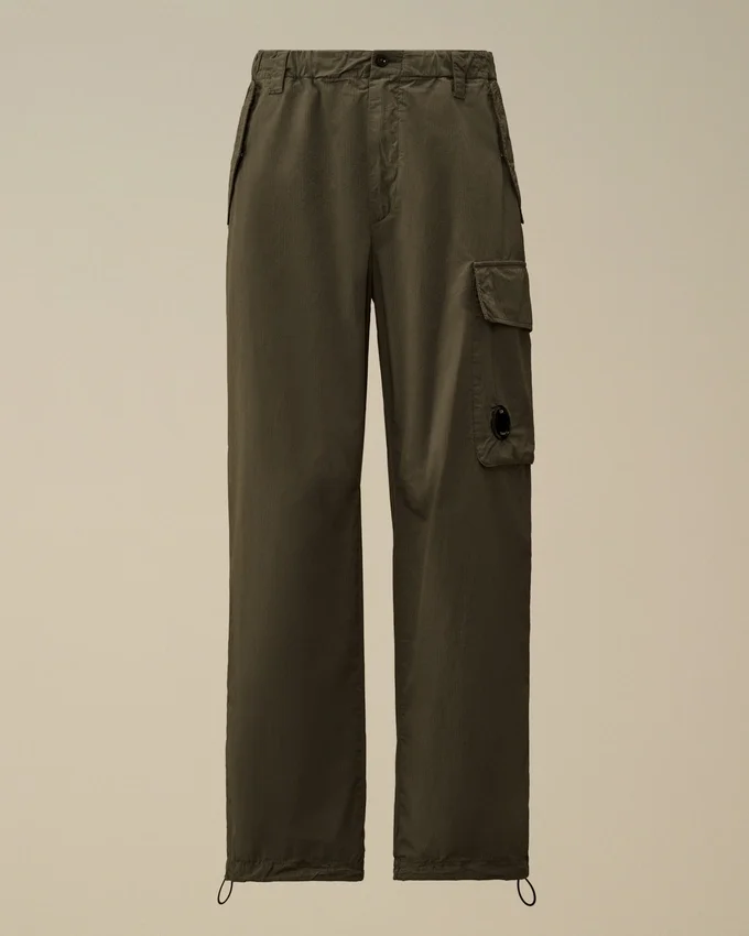 Pantaloni cargo squadrati in cotone rip-stop con dettaglio a lente