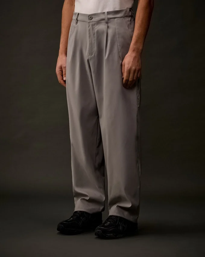 Pantaloni cargo squadrati in panama tecnico della Metropolis Series