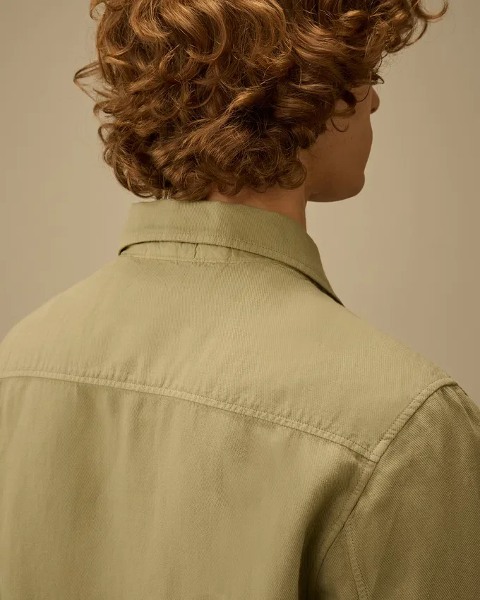 Sovracamicia in twill spezzato con bottoni