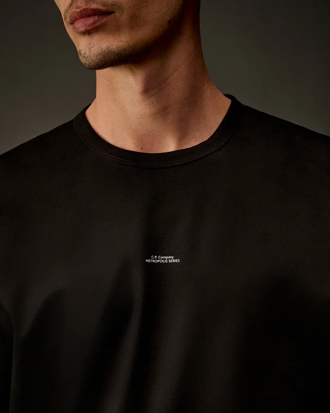 T-shirt a maniche corte in jersey mercerizzato della Metropolis Series con logo sul petto