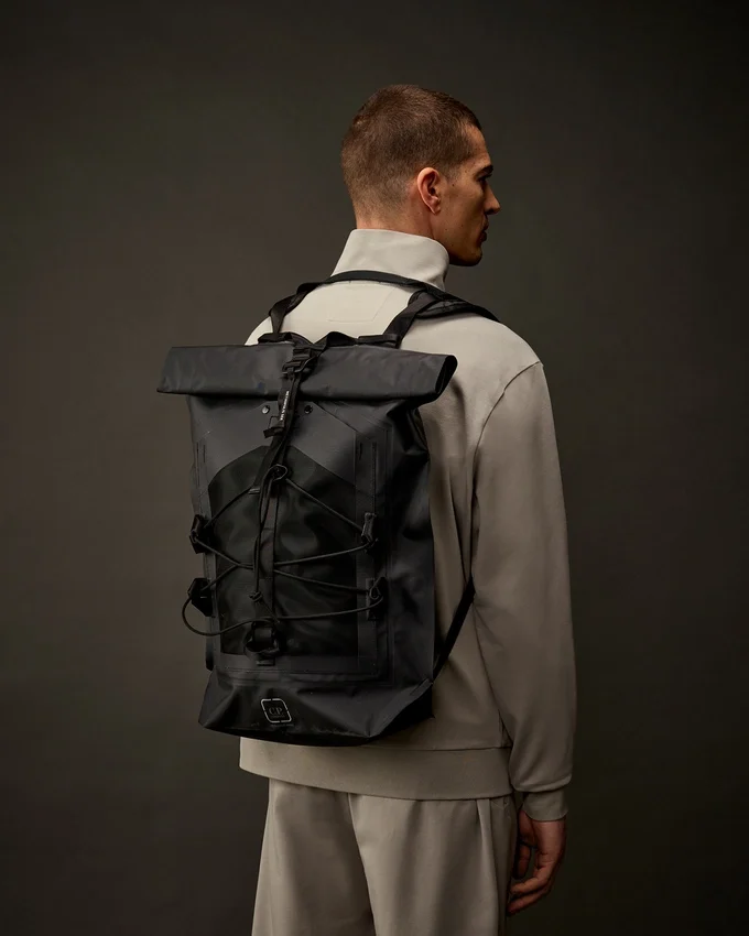 Zaino Metropolis Series con inserti in gomma sul retro